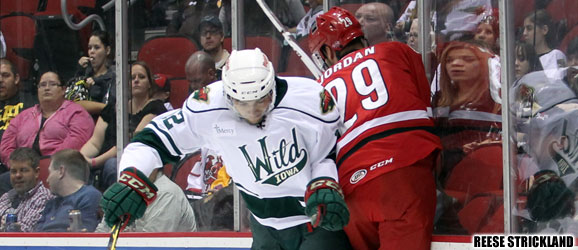 Iowa Wild 4, Charlotte Checkers 1